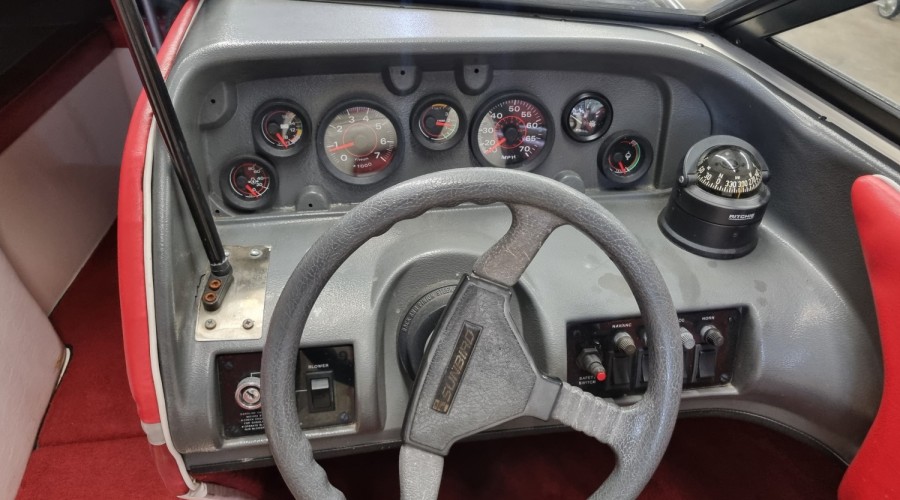 Sunbird Corsair 205 Bowrider met 4,3 V6 (inruilaanbieding)
